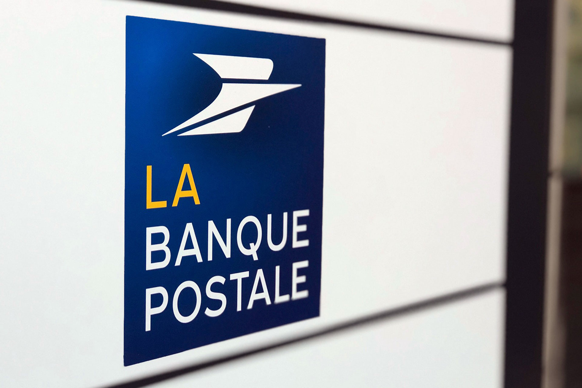 Rémy Weber de La Banque Postale : « Nous luttons contre l’exclusion bancaire par l’inclusion numérique »